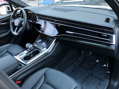Used 2025 Audi Q7 3.0T Premium Plus image 36