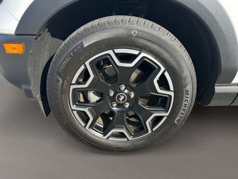Used 2025 Ford Bronco Sport Outer Banks w/ Outer Banks Tech Package+ AWD/4WD image 10