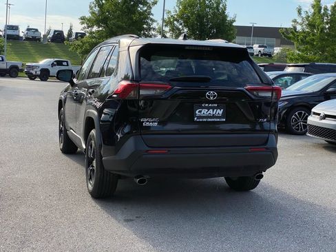 Used 2024 Toyota RAV4 XLE FWD image 5