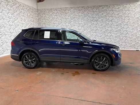 Used 2023 Volkswagen Tiguan SE AWD/4WD image 6