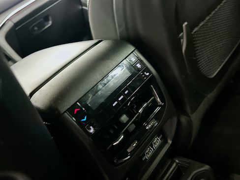 Used 2023 Jeep Grand Cherokee L Limited w/ Luxury Tech Group II RWD image 27