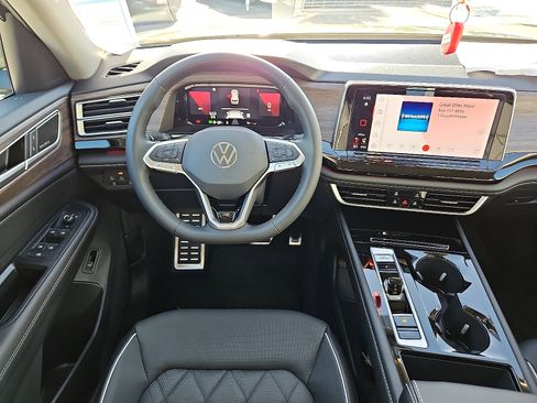 New 2026 Volkswagen Atlas SEL Premium R-Line image 8
