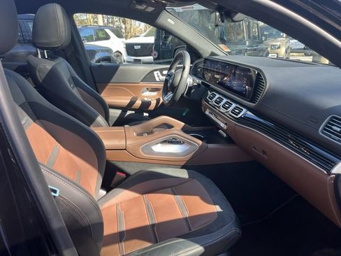 Used 2024 Mercedes-Benz GLE 53 AMG 4MATIC Coupe image 11