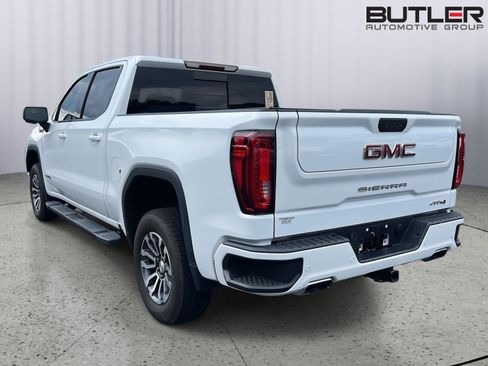 Used 2020 GMC Sierra 1500 AT4 w/ AT4 Premium Package AWD/4WD image 3