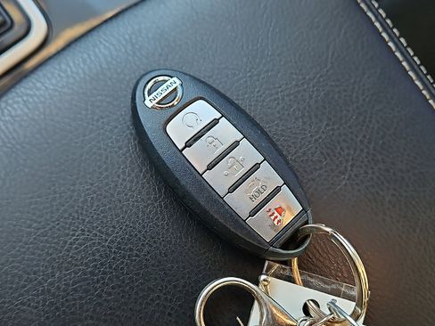 Used 2018 Nissan Maxima 3.5 SV image 18