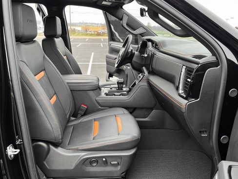 Used 2025 GMC Sierra 1500 AT4 w/ Technology Package image 23