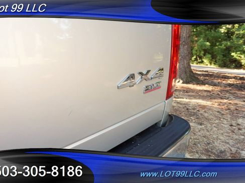Used 2004 Dodge Ram 2500 Truck SLT image 30