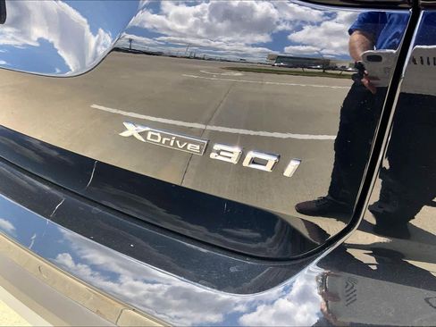 Used 2024 BMW X3 xDrive30i w/ Convenience Package w/ZPA image 9