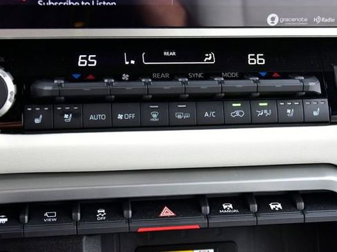 Used 2024 Toyota Sequoia Capstone image 33