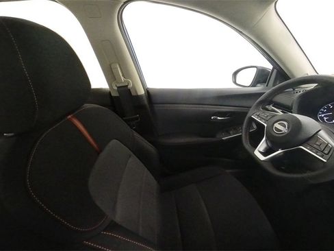 New 2025 Nissan Sentra SR w/ Midnight Edition image 25