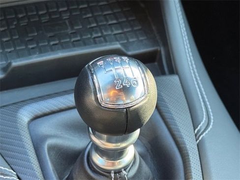 Used 2024 Ford Mustang GT Premium image 19