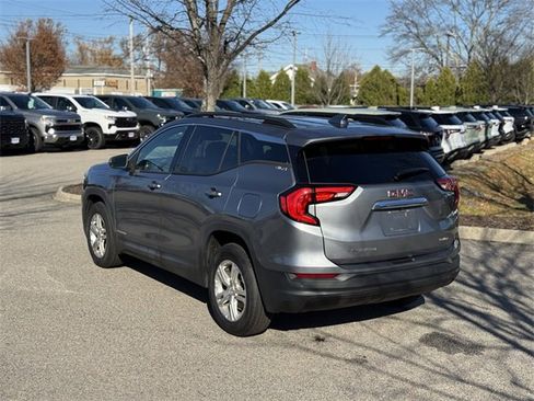 Used 2019 GMC Terrain SLE w/ Driver Convenience Package image 6