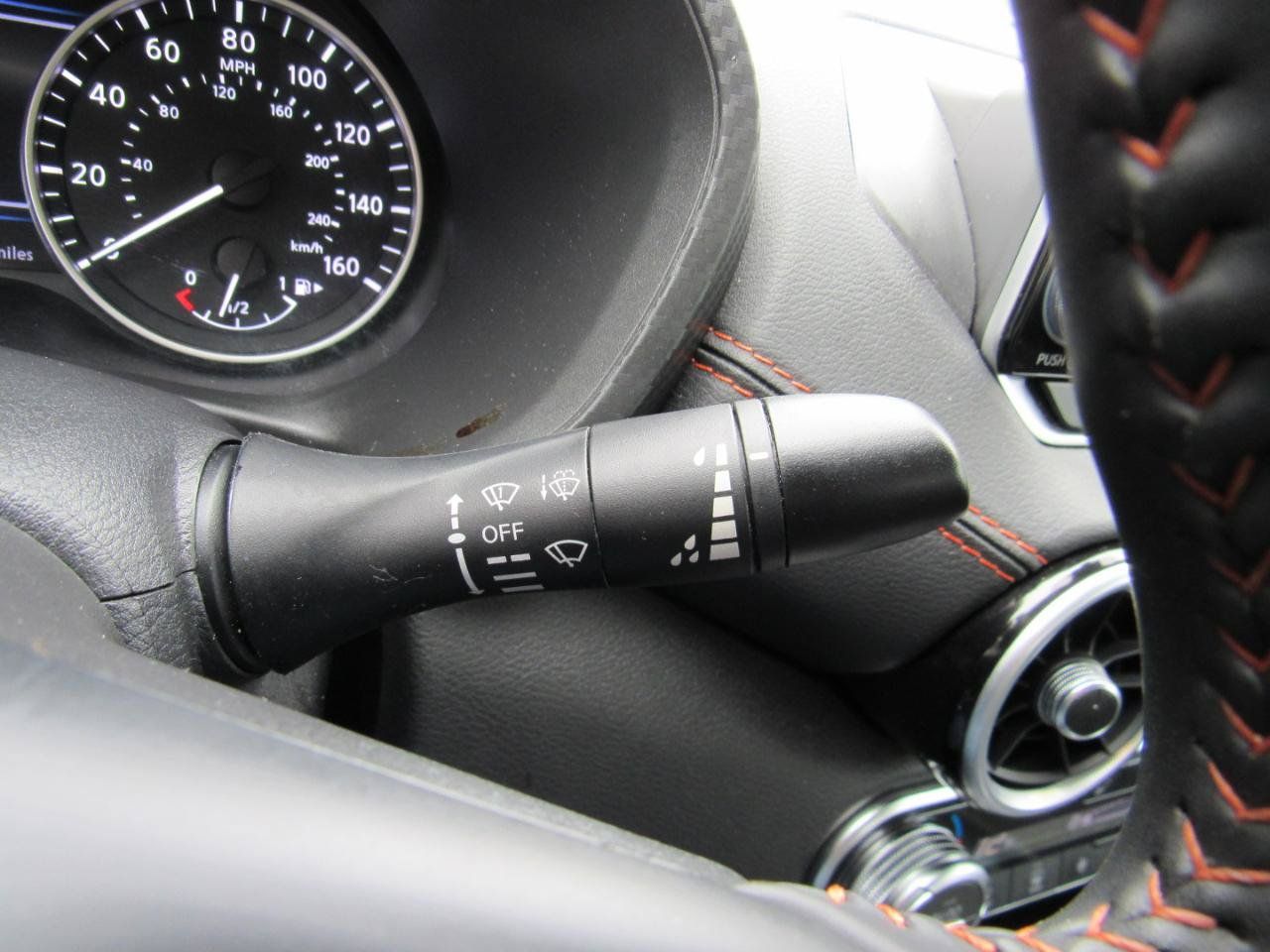 Used 2025 Nissan Sentra SR FWD image 22