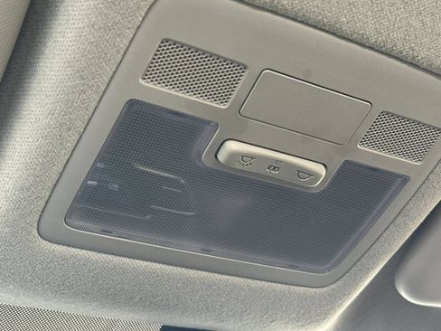 Certified 2026 Hyundai Venue SE FWD image 23