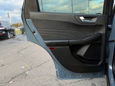 Certified 2025 Ford Escape ST-Line Elite image 12