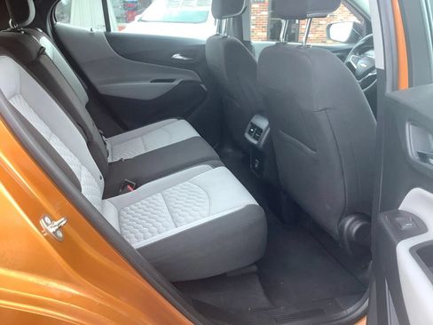 Used 2019 Chevrolet Equinox LS FWD image 13