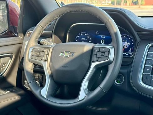 Used 2024 Chevrolet Tahoe Z71 w/ Luxury Package image 20