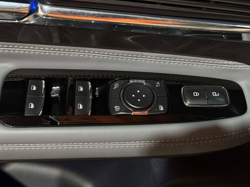 Certified 2022 Lincoln Corsair AWD w/ Premium Package image 8