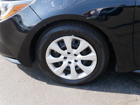 Certified 2024 Toyota Corolla LE image 8