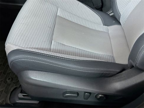 Used 2025 Subaru Outback Premium w/ Popular Package #1 image 9