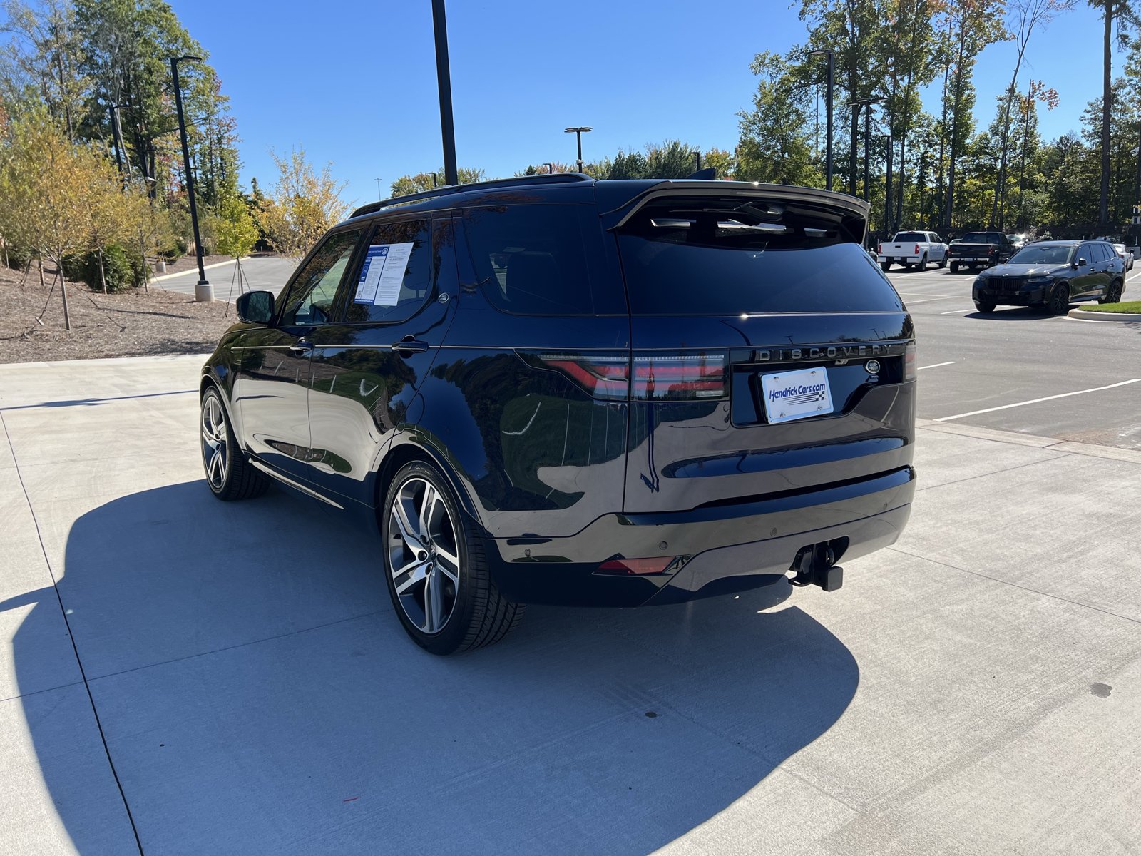 Used 2023 Land Rover Discovery S R-Dynamic AWD/4WD image 6
