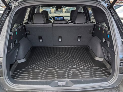 New 2026 Subaru Outback Premium image 8