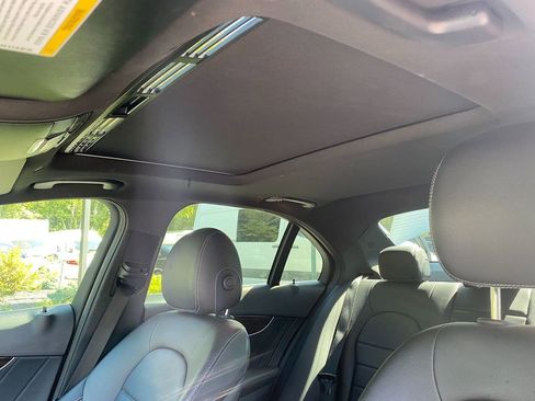 Used 2020 Mercedes-Benz C 300 4MATIC Sedan image 23