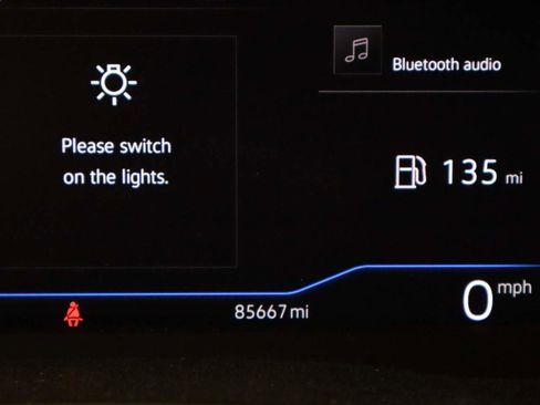 Used 2021 Volkswagen Atlas Cross Sport SEL Premium w/ Luggage Net & Mats Package image 5