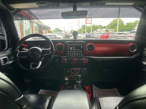 Used 2019 Jeep Wrangler Unlimited Rubicon AWD/4WD image 16