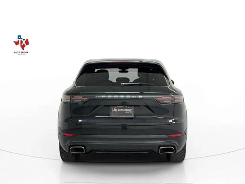 Used 2022 Porsche Cayenne AWD/4WD image 59