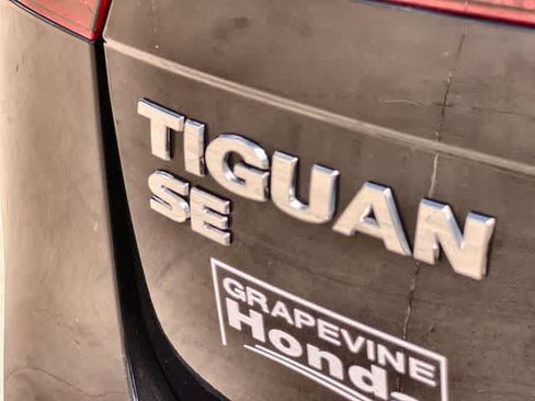 Used 2021 Volkswagen Tiguan S FWD image 8