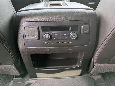 Used 2019 GMC Yukon Denali w/ Open Road Package image 20