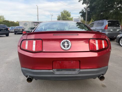 Used 2010 Ford Mustang Premium RWD image 6