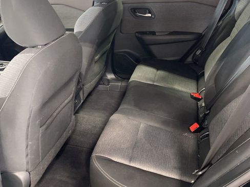 Certified 2021 Nissan Rogue SV image 19