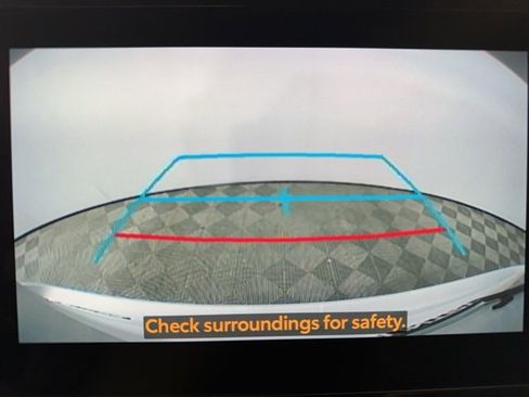 Certified 2023 Toyota Highlander LE image 21