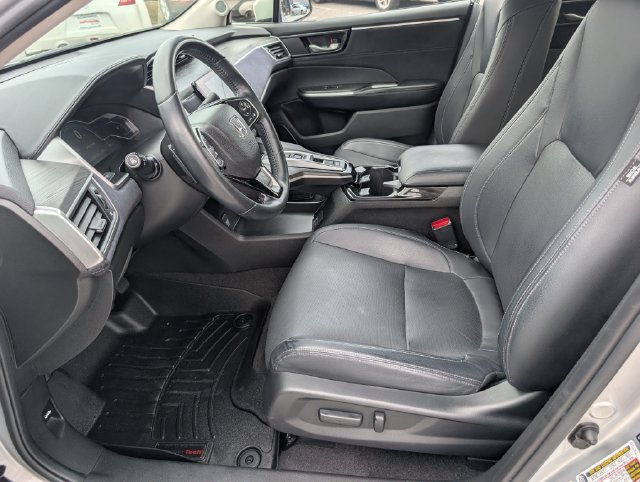Used 2018 Honda Clarity Touring image 16