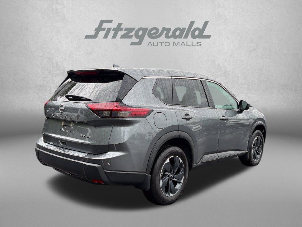Used 2024 Nissan Rogue SV w/ SV Premium Package AWD/4WD image 8