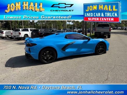 Used 2021 Chevrolet Corvette Stingray Convertible w/ Z51 Performance Package image 11