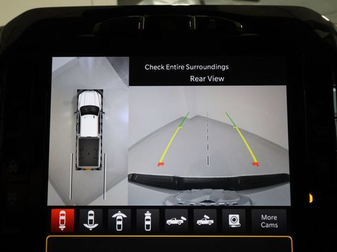 Used 2024 RAM 3500 Laramie w/ Towing Technology Group AWD/4WD image 14