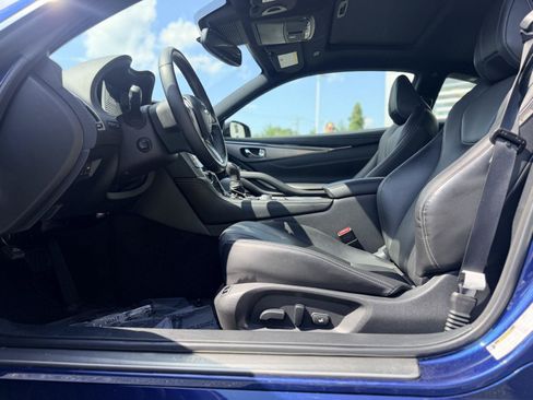 Used 2019 INFINITI Q60 3.0t Luxe w/ Essential Package AWD/4WD image 10