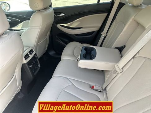 Used 2020 Buick Envision Essence AWD/4WD image 31
