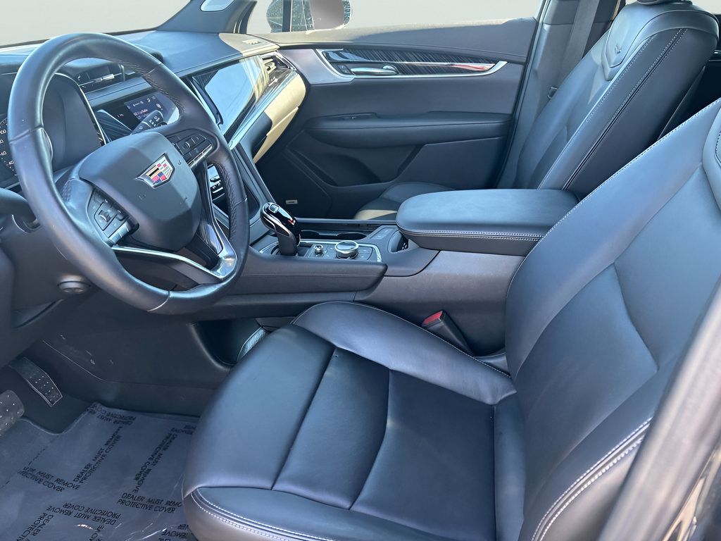 Used 2023 Cadillac XT6 Premium Luxury AWD/4WD image 18