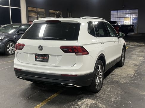 Used 2021 Volkswagen Tiguan SEL FWD image 12