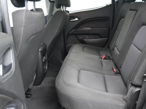 Used 2022 Chevrolet Colorado LT w/ LT Convenience Package RWD image 14