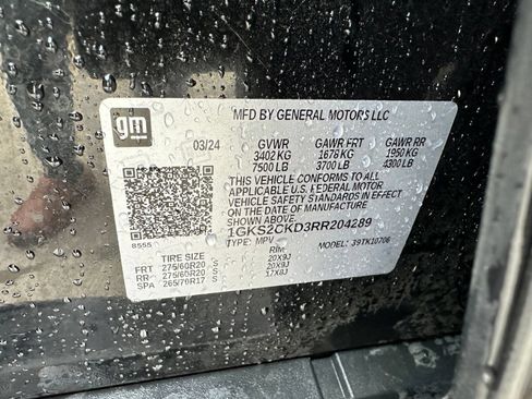 Used 2024 GMC Yukon AT4 AWD/4WD image 18