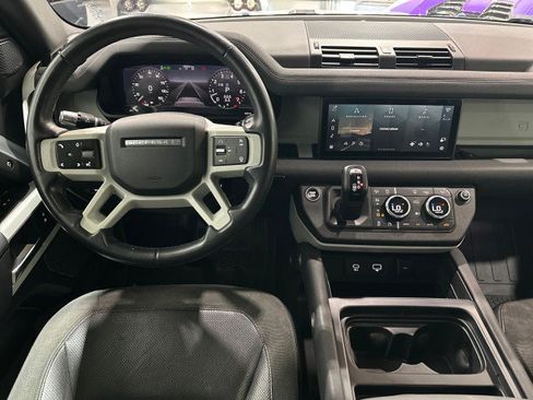 Used 2020 Land Rover Defender 110 First Edition AWD/4WD image 3