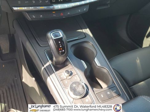Certified 2019 Cadillac XT4 Premium Luxury FWD image 17