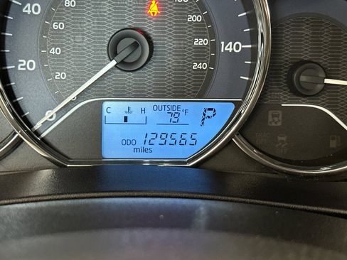 Used 2014 Toyota Corolla LE w/ Protection Package FWD image 29
