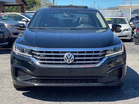 Used 2020 Volkswagen Passat 2.0T R-Line image 4