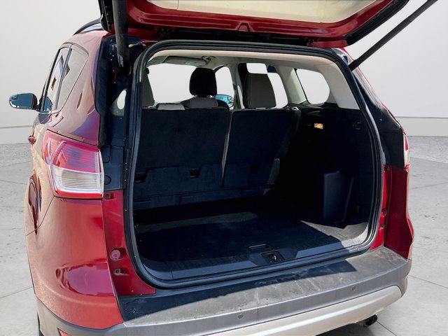 Used 2016 Ford Escape SE w/ Equipment Group 201A FWD image 8